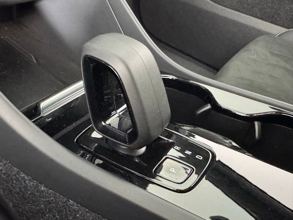 Used 2022 Volvo C40 P8 Recharge Ultimate AWD/4WD image 21