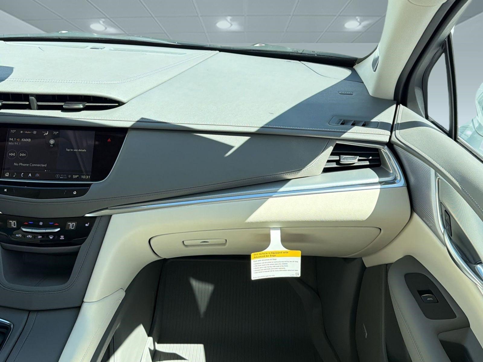 New 2026 Cadillac XT5 Premium Luxury w/ LPO, Floor Liner Package AWD/4WD image 28