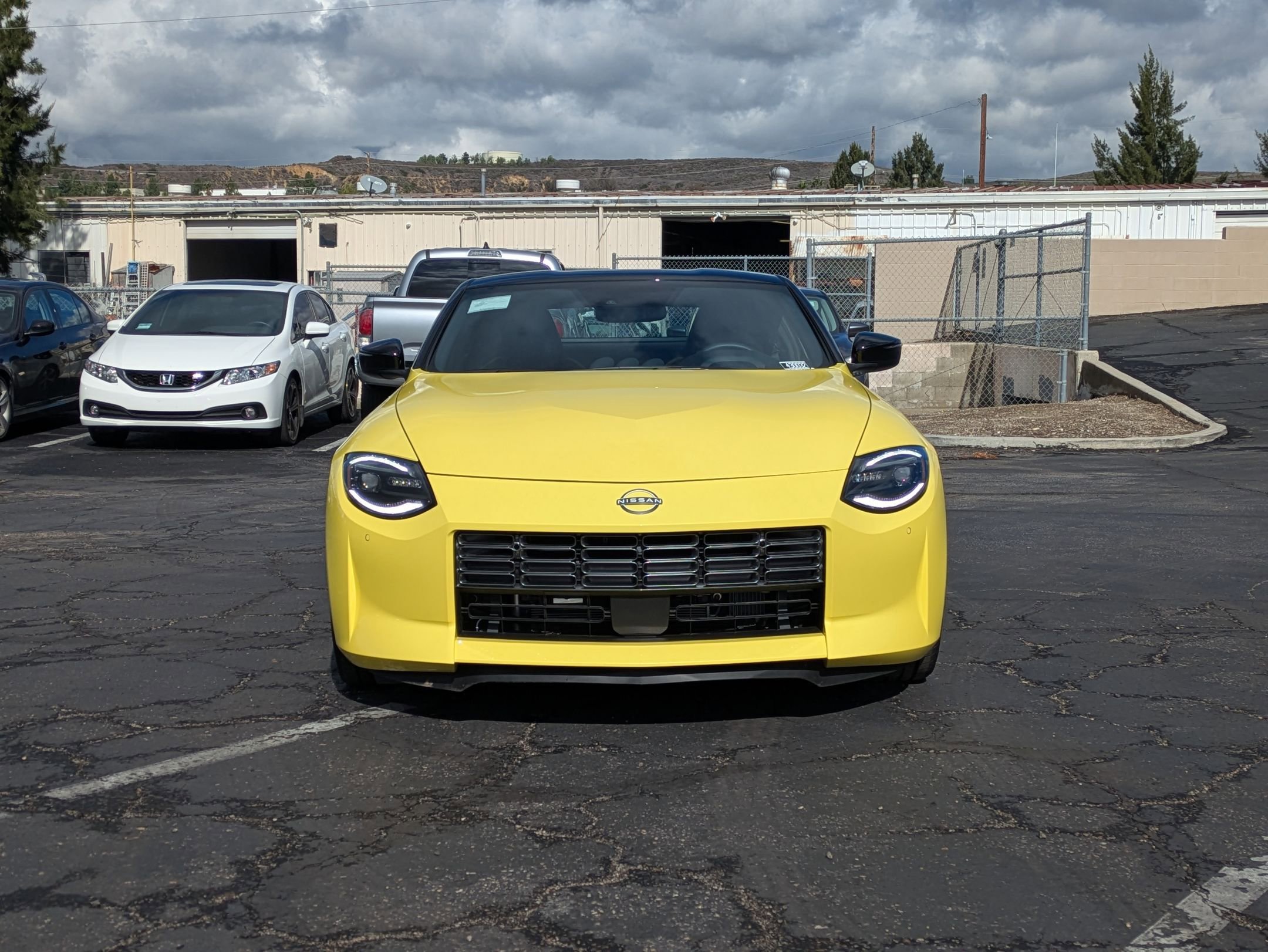 New 2023 Nissan Z w/ Floor Mat Package (L93) image 2