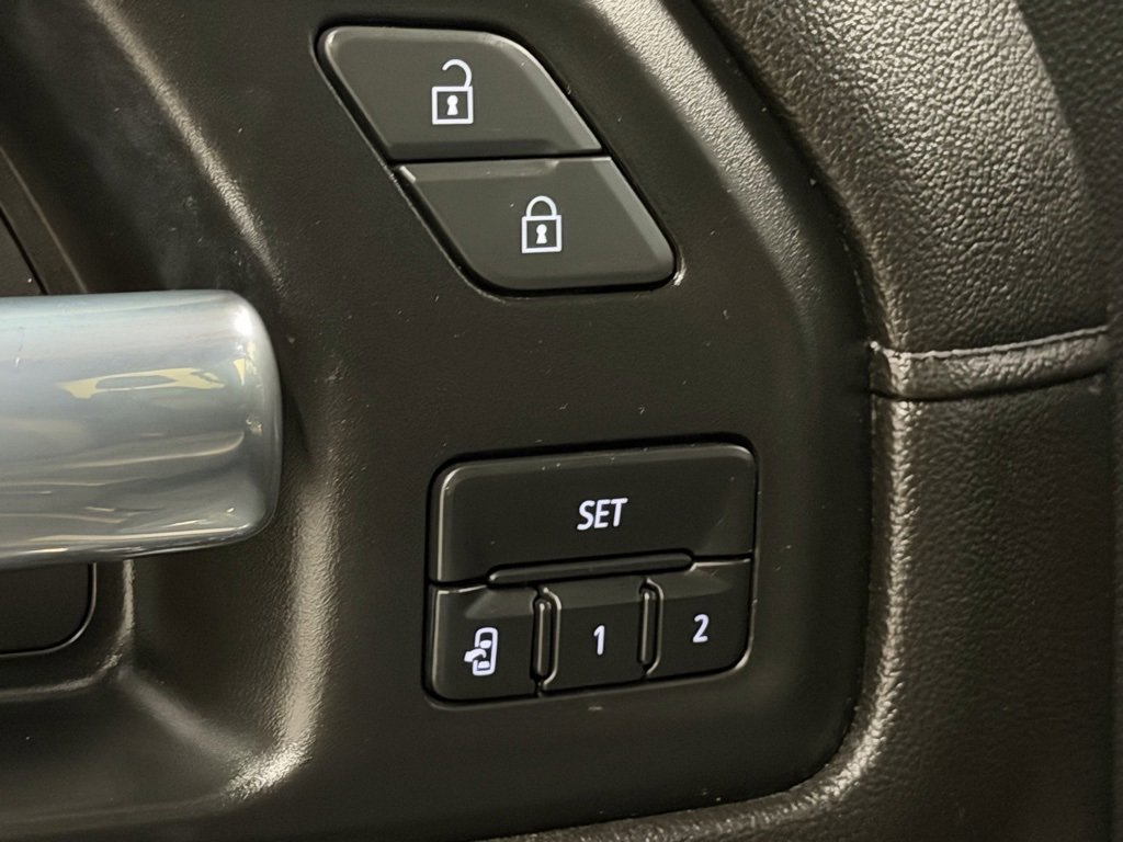 Used 2021 Chevrolet Silverado 1500 LTZ image 36