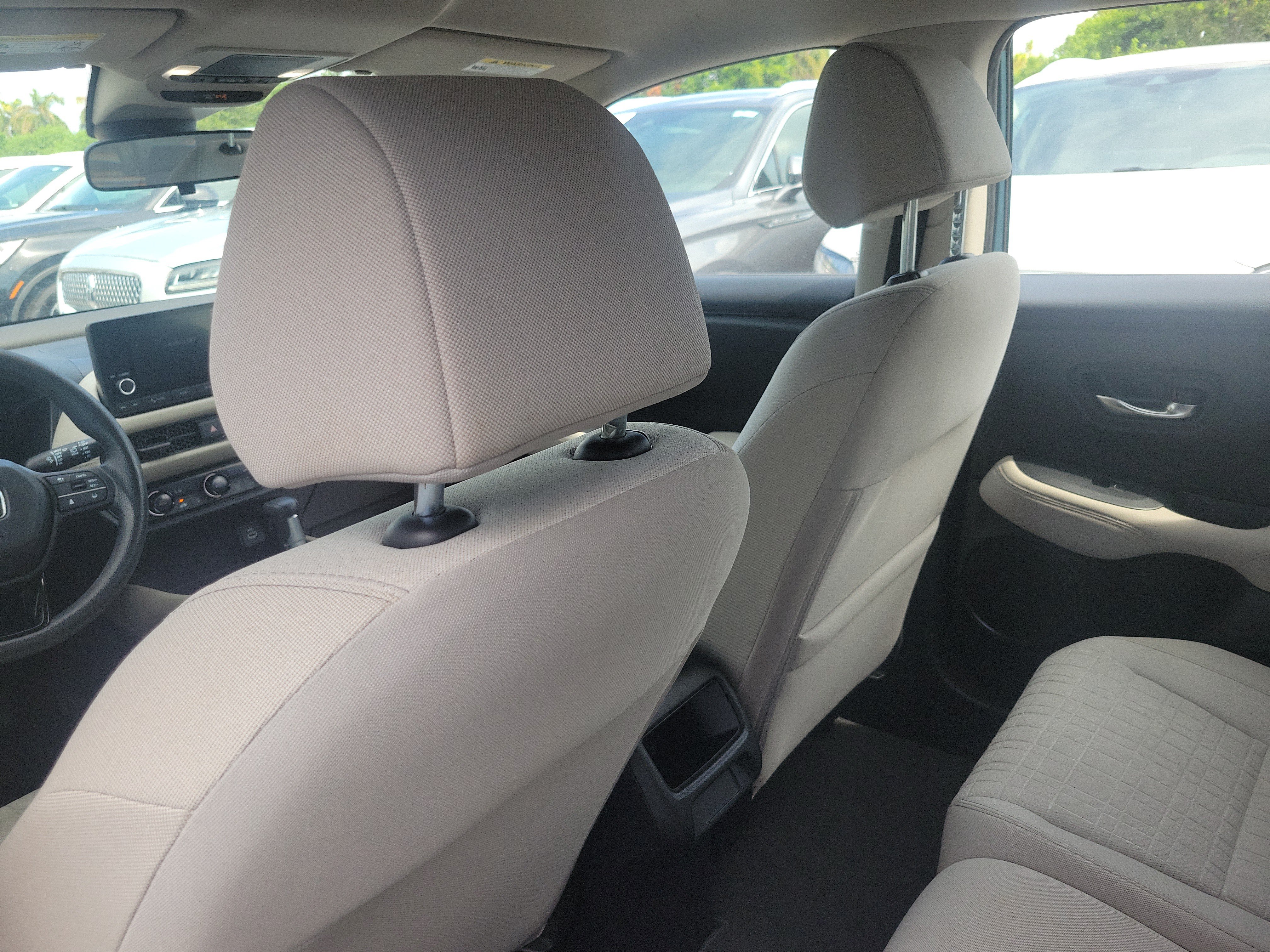 Used 2024 Honda HR-V LX image 11