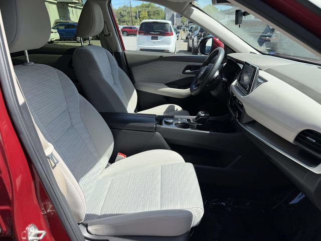 Used 2023 Nissan Rogue SV AWD/4WD image 12