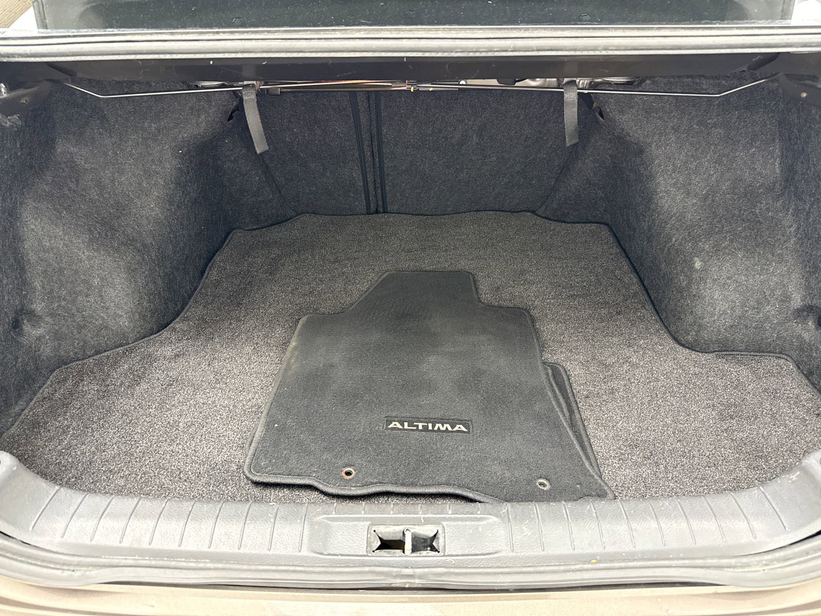 Used 2015 Nissan Altima 2.5 S w/ Special Edition Package image 43
