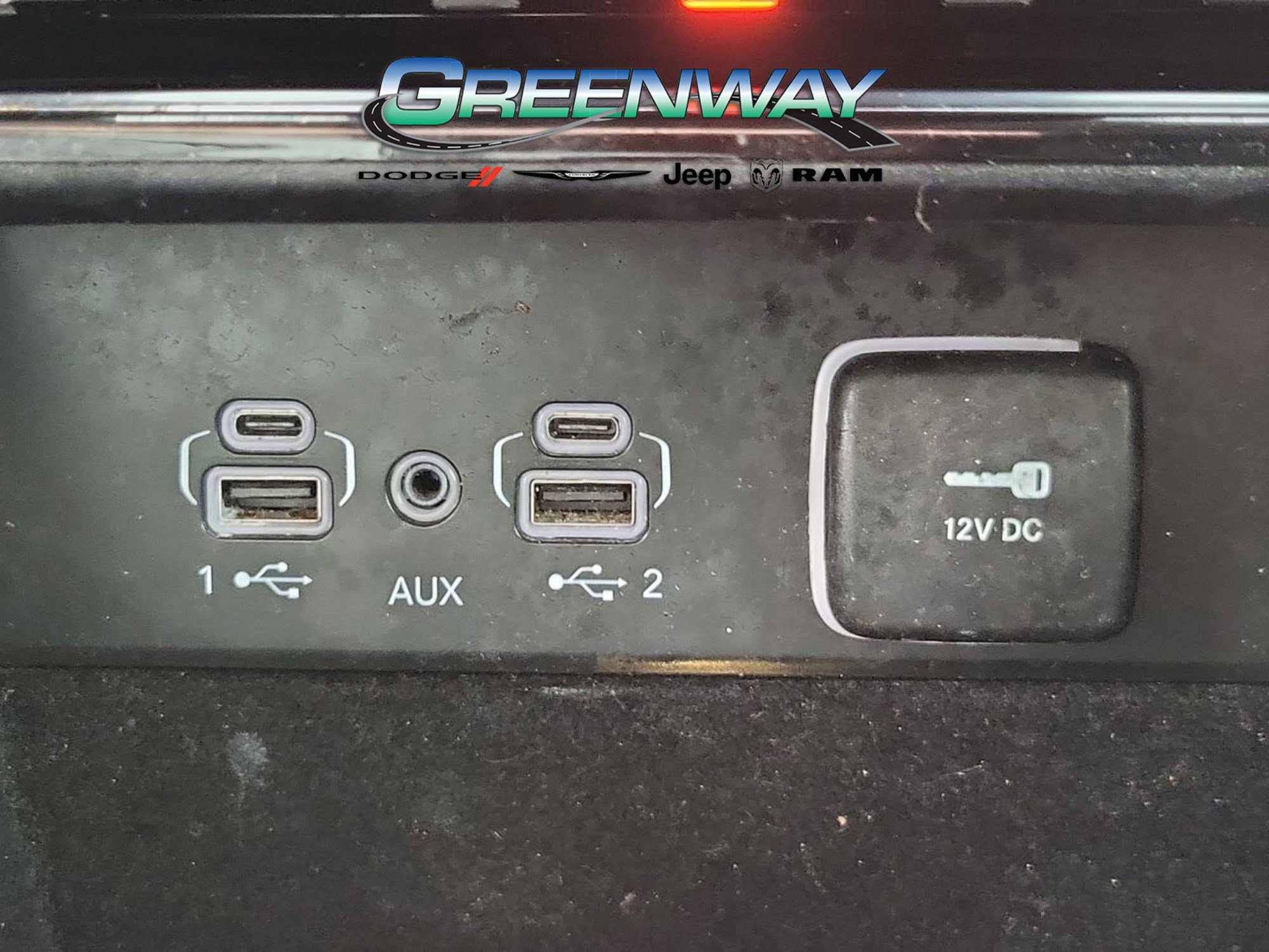 Used 2022 Jeep Grand Cherokee L Limited image 24