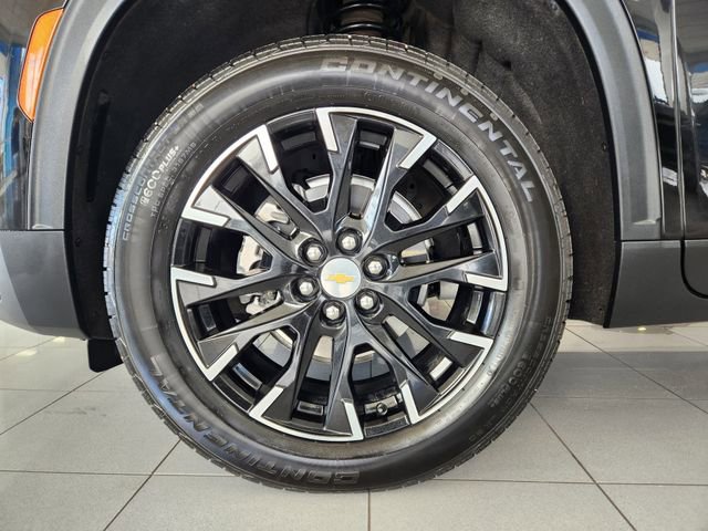 Used 2025 Chevrolet Traverse LT w/ Sun and Wheel Package image 19