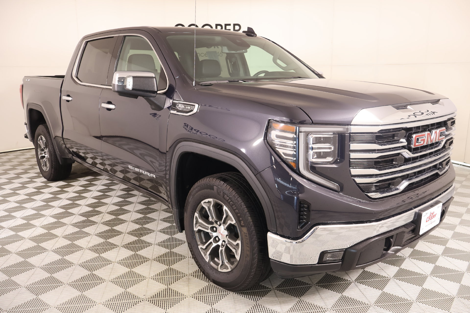 Used 2025 GMC Sierra 1500 SLT