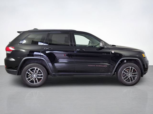 Used 2018 Jeep Grand Cherokee Trailhawk image 2