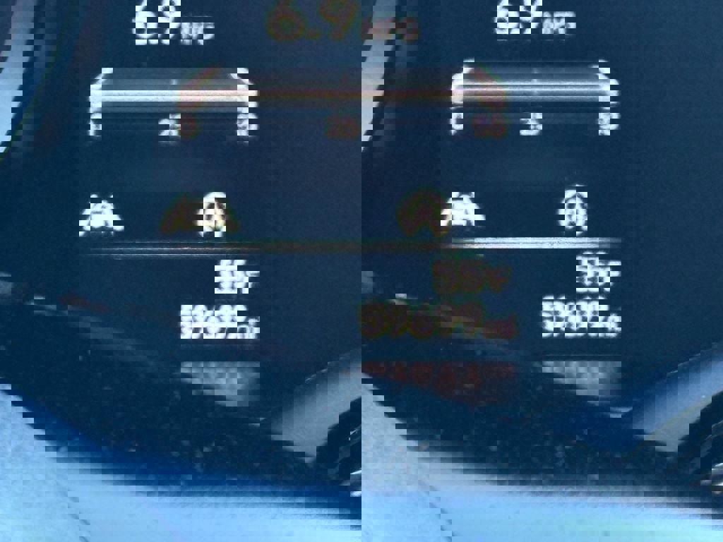 Used 2022 Hyundai Elantra SE image 22