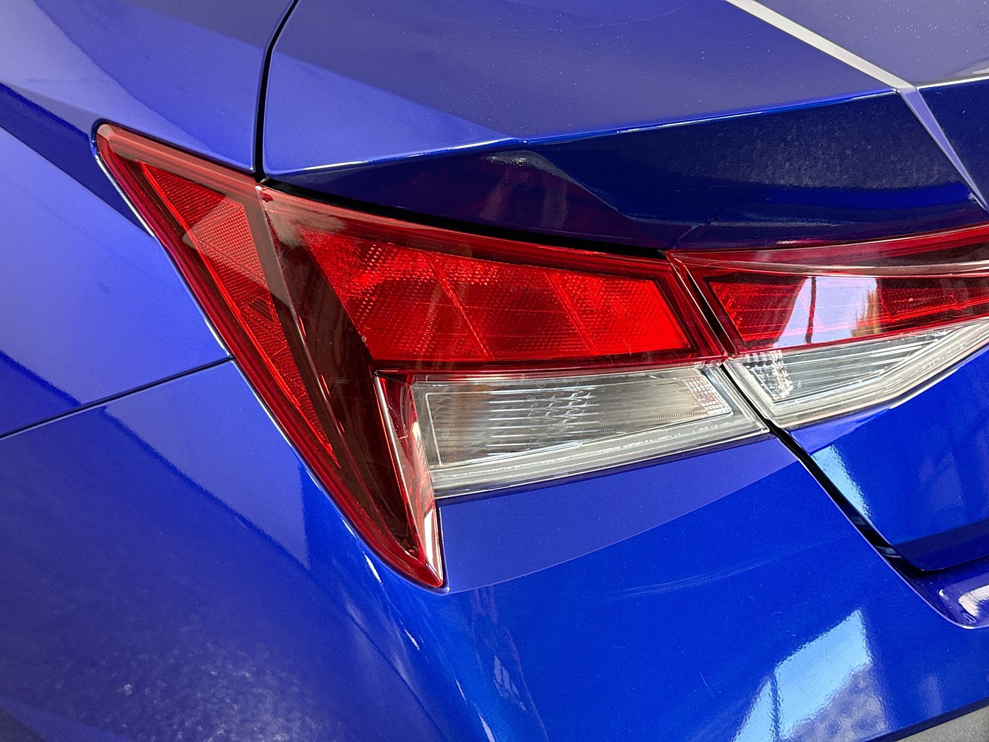 Used 2024 Hyundai Elantra SE image 35