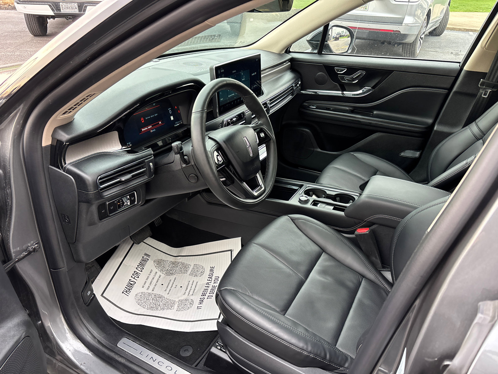 New 2026 Lincoln Corsair Reserve FWD image 25