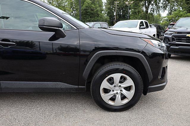 Used 2024 Toyota RAV4 LE image 12