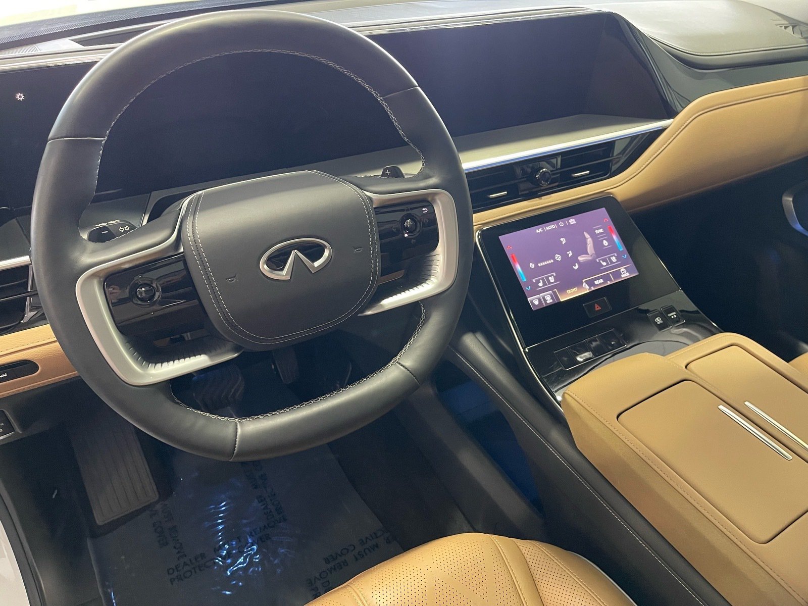 Used 2025 INFINITI QX80 Sensory AWD/4WD image 29