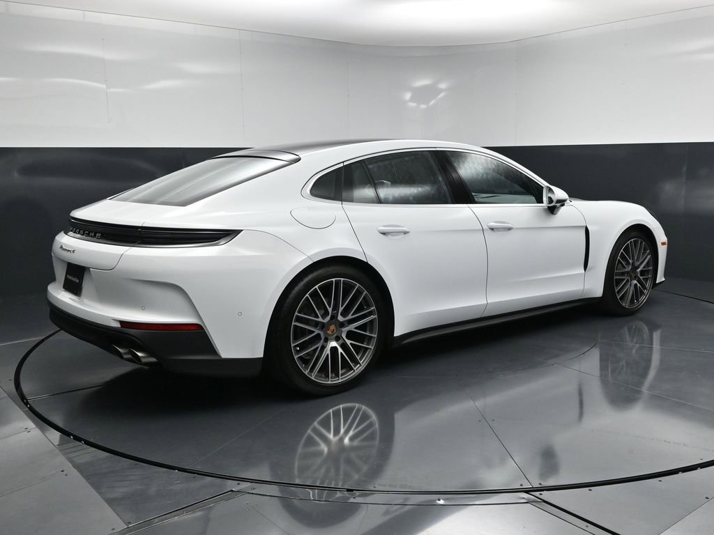 New 2026 Porsche Panamera 4 image 8