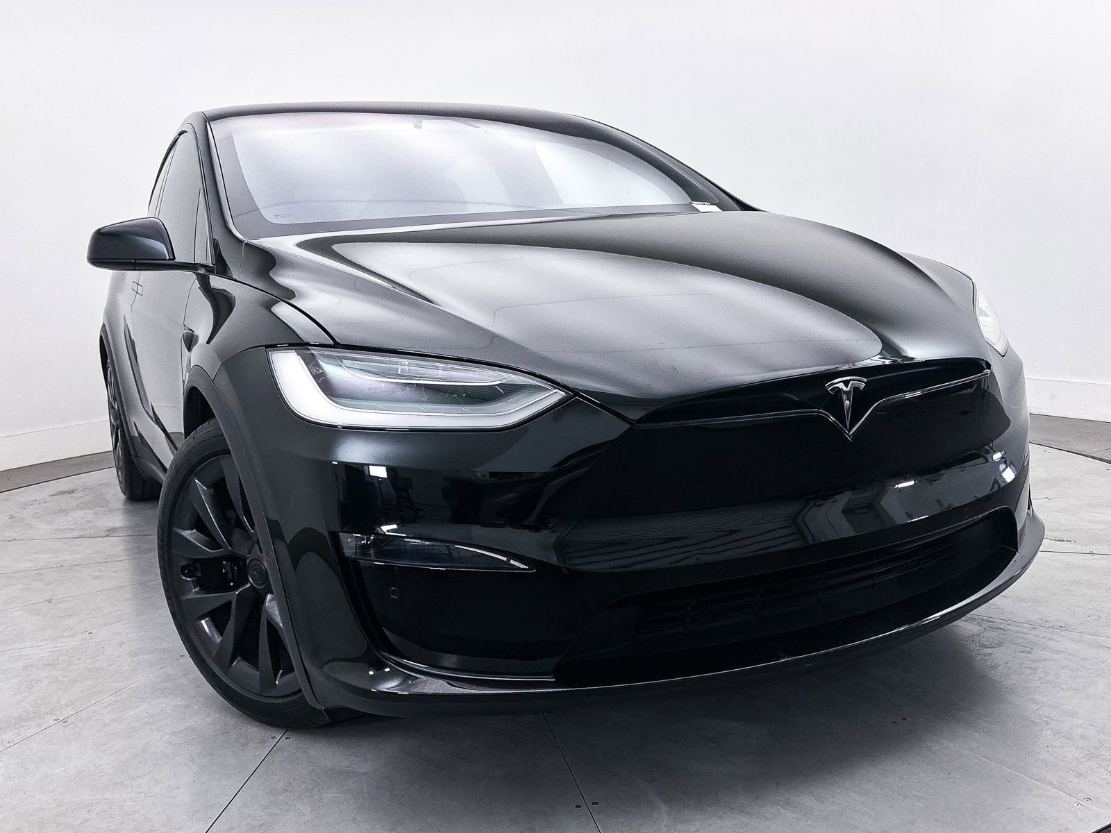 Used 2022 Tesla Model X Plaid AWD/4WD image 8