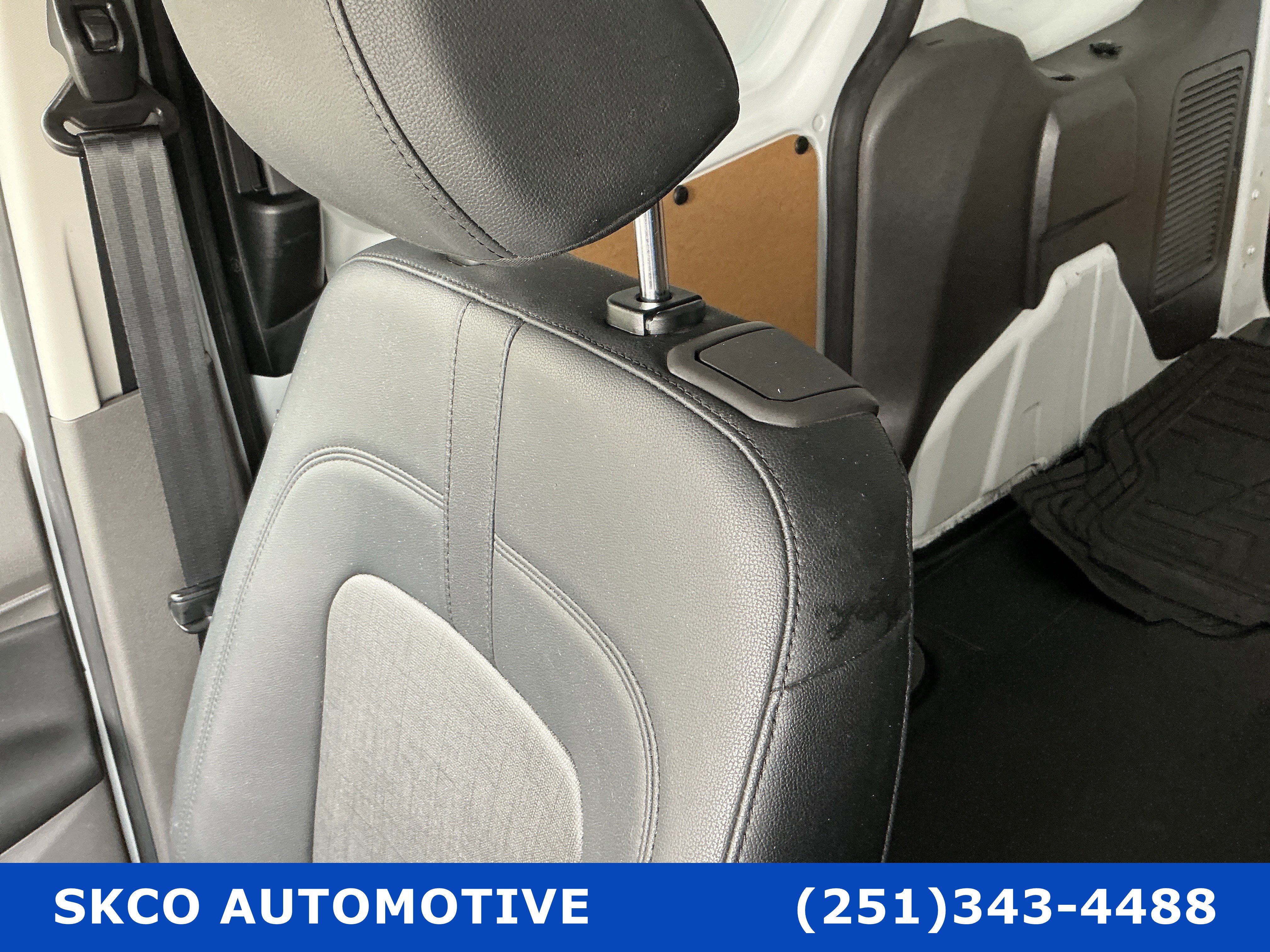 Used 2020 Ford Transit Connect XL FWD image 27