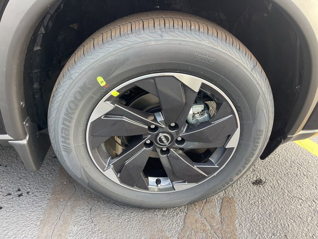 New 2026 Nissan Rogue SV w/ Cold Weather Package image 32