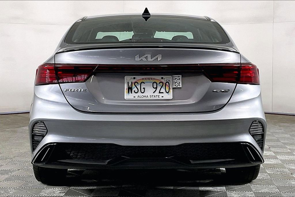 Used 2023 Kia Forte GT-Line w/ GT-Line Premium Package image 3