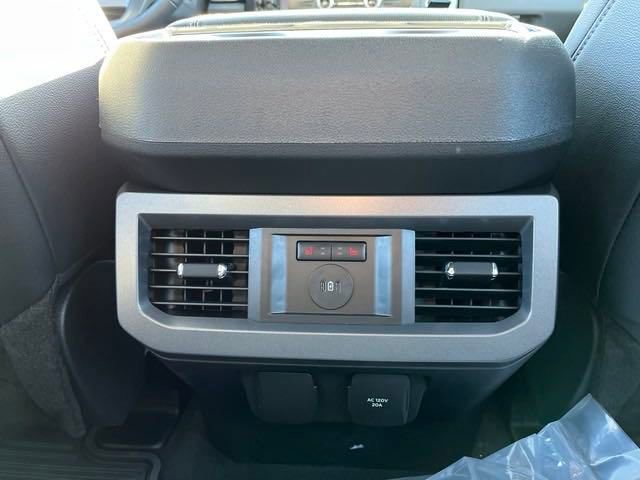 New 2024 Ford F250 Lariat w/ Lariat Ultimate Package image 49