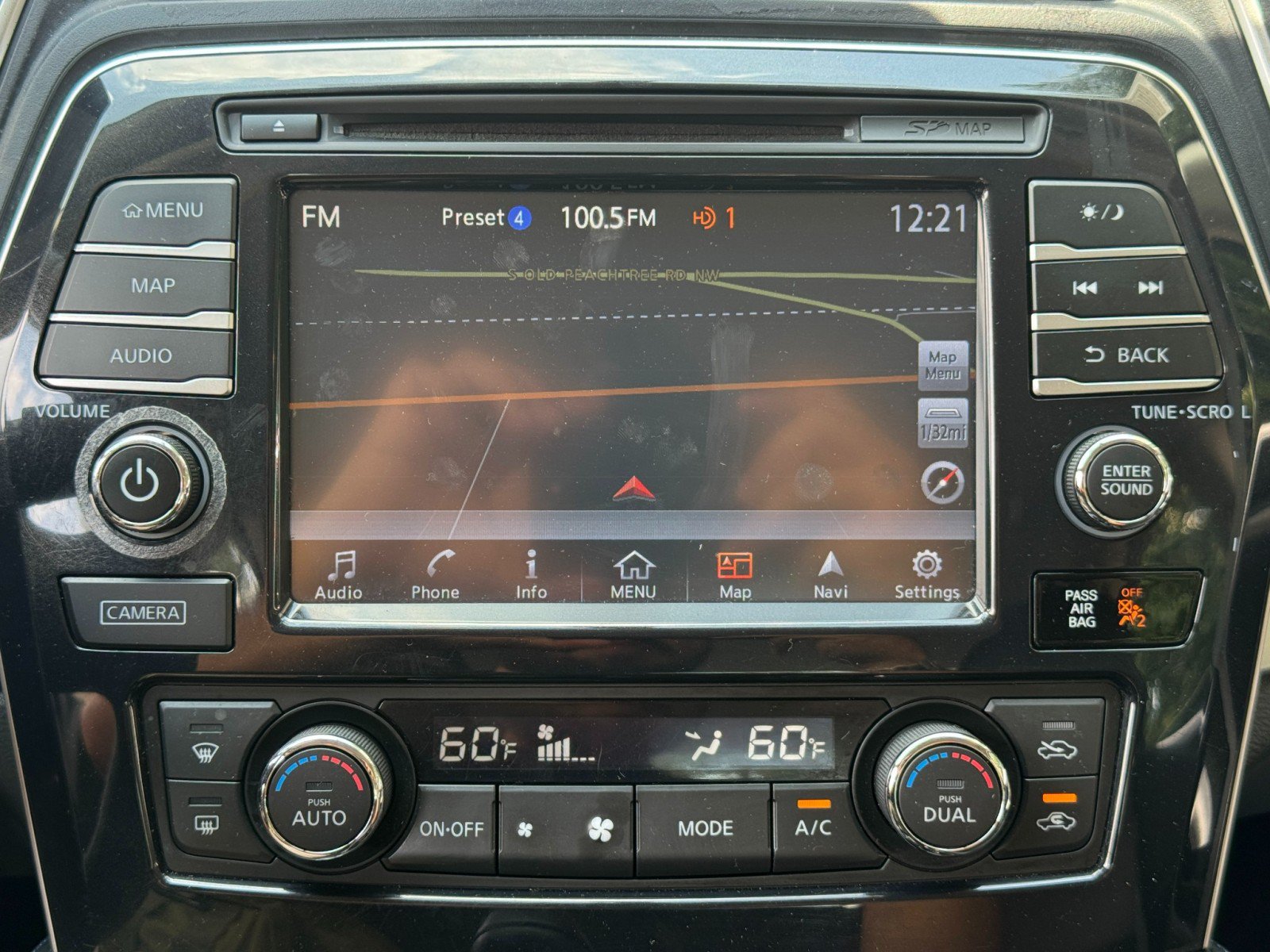 Used 2017 Nissan Maxima SR w/ Midnight Edition FWD image 22