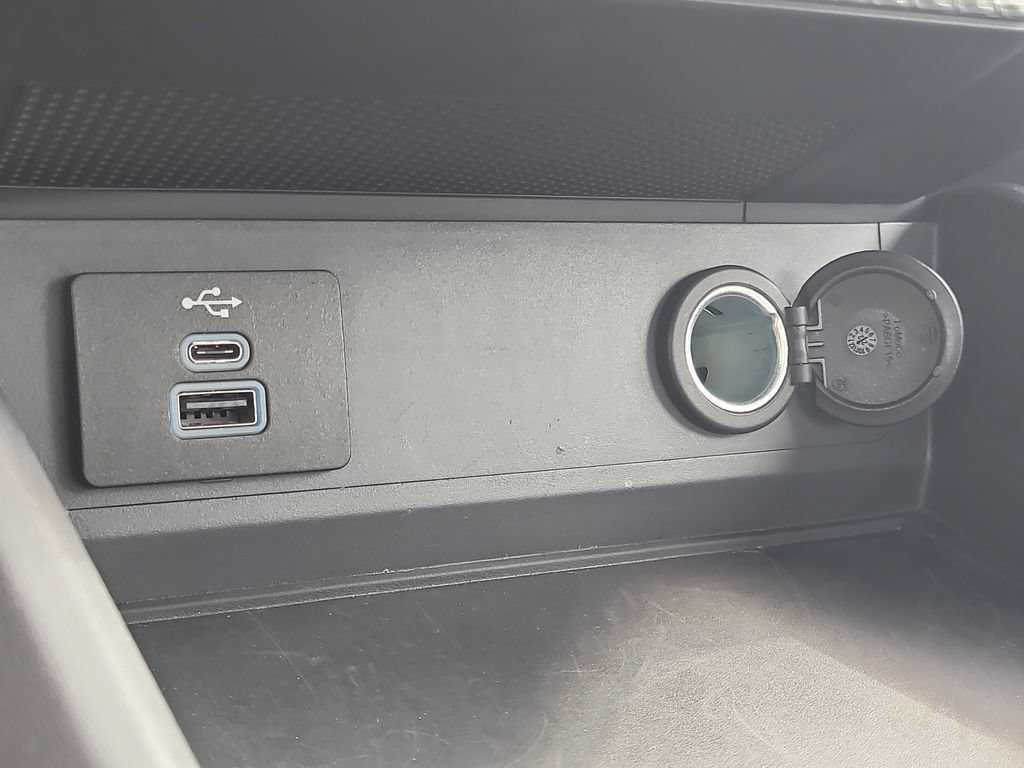 Used 2024 Ford Mustang Coupe RWD image 18