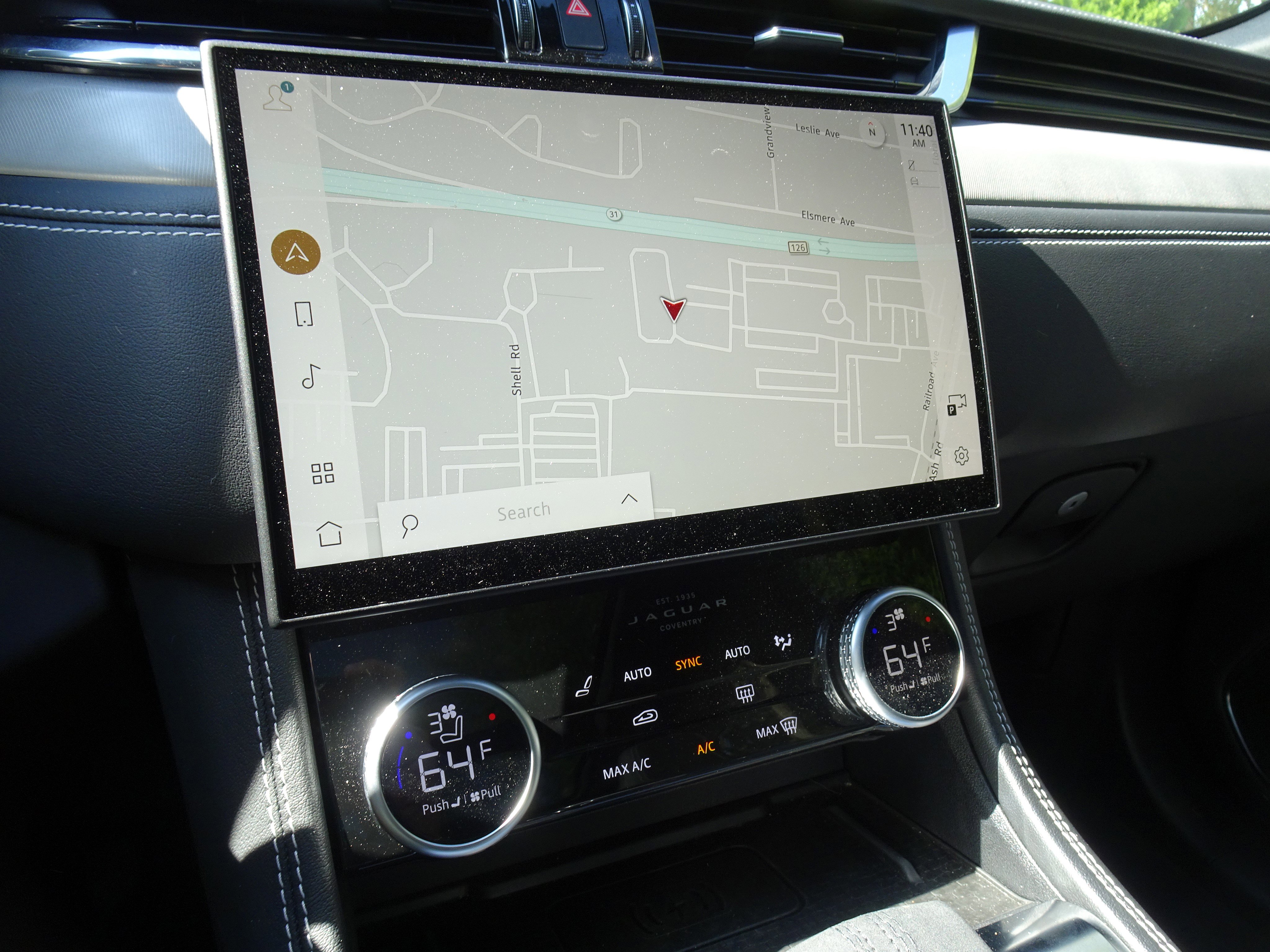 Certified 2025 Jaguar F-PACE R-Dynamic S image 3