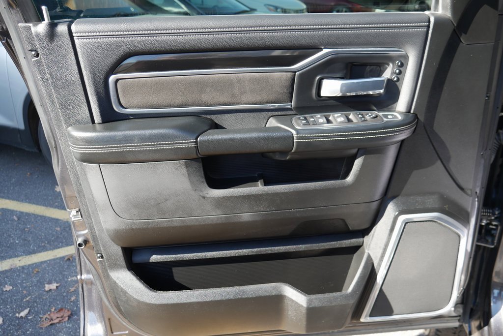 Used 2022 RAM 3500 Laramie image 30