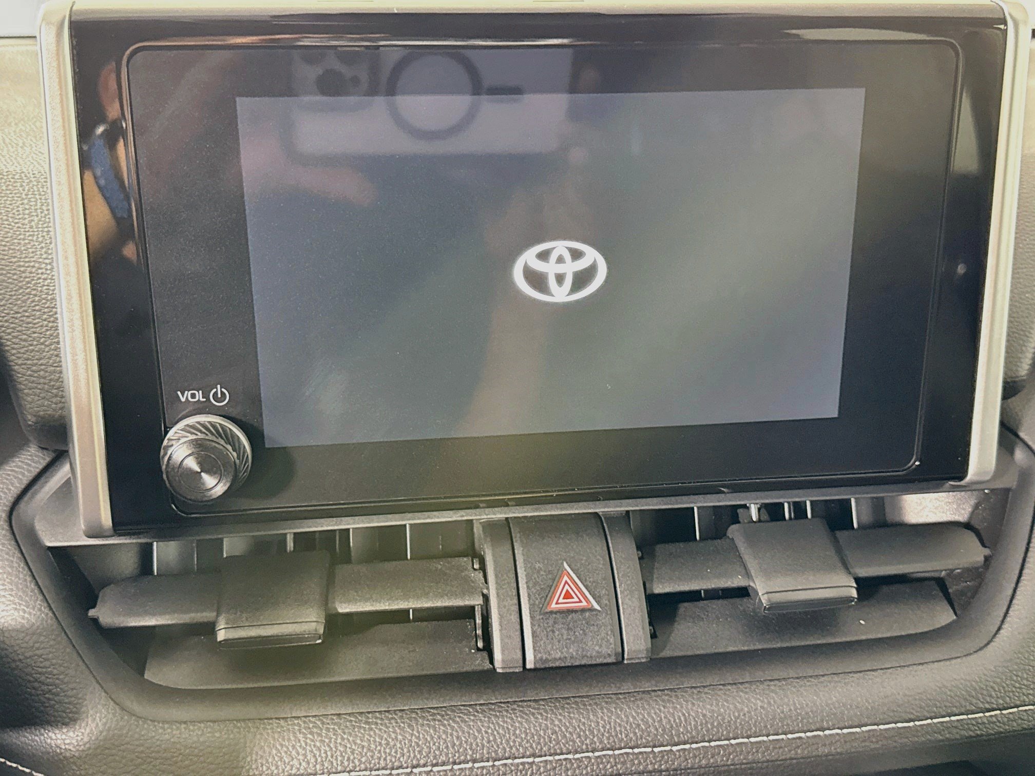 Used 2023 Toyota RAV4 XLE w/ Convenience Package AWD/4WD image 18