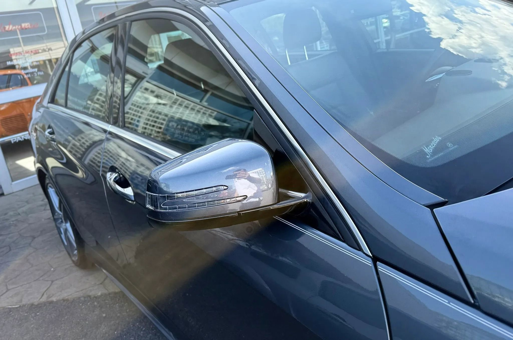 Used 2014 Mercedes-Benz E 350 4MATIC Sedan image 49