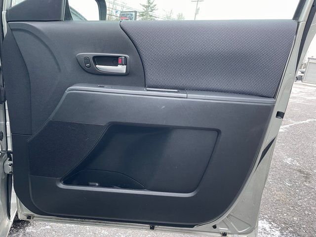 Used 2006 MAZDA MAZDA5 Sport image 13