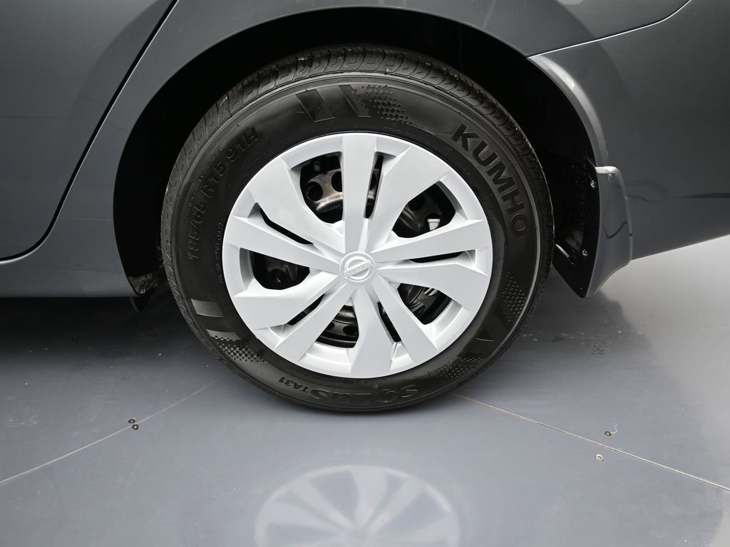 New 2025 Nissan Versa S w/ Trunk Package FWD image 9