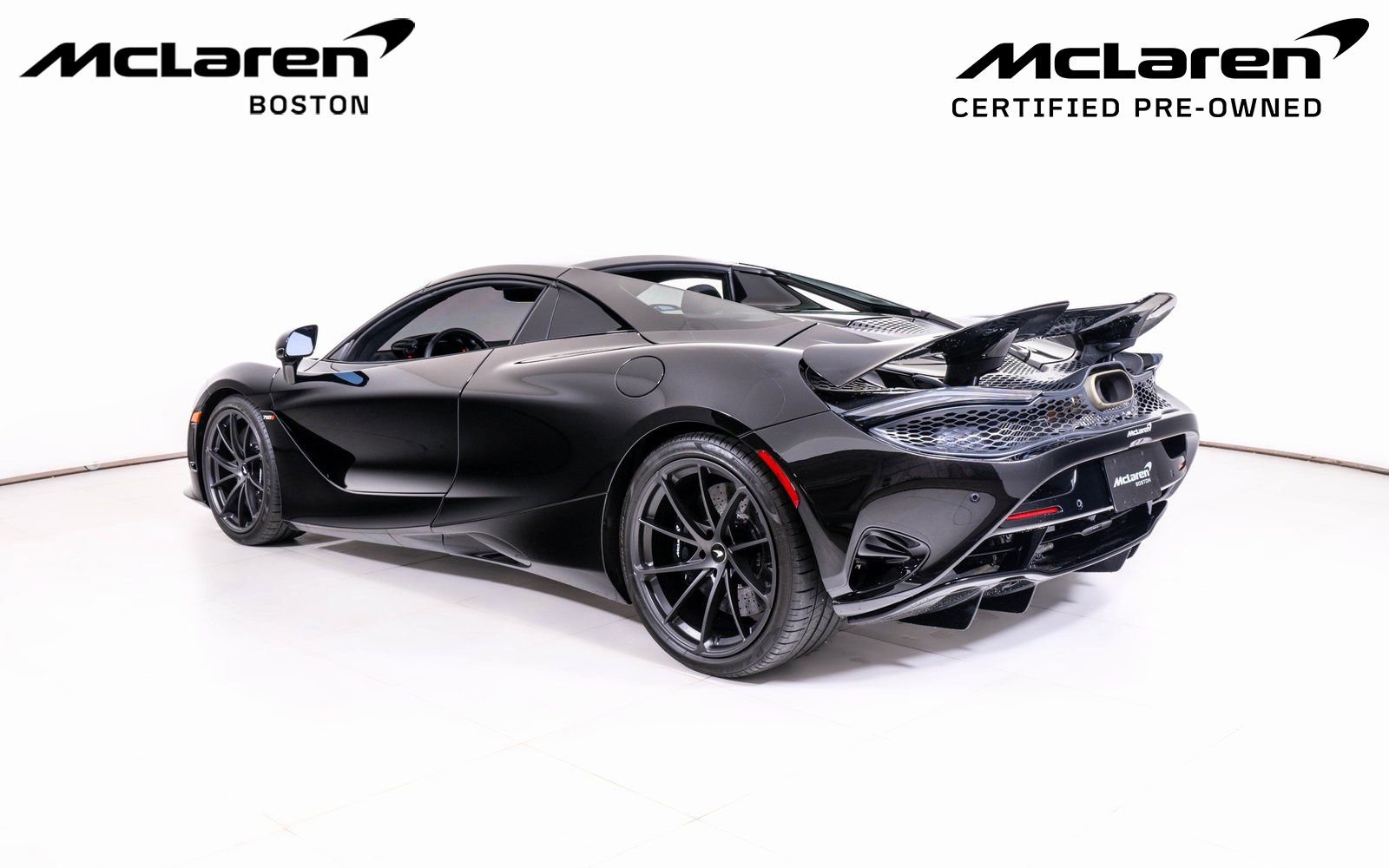 Used 2025 McLaren 750S Spider image 4