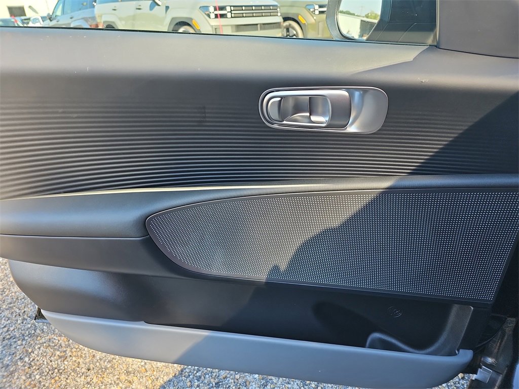 New 2025 Hyundai Ioniq 6 SE image 27