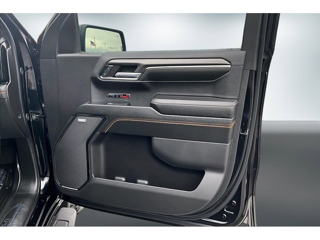 Used 2024 GMC Sierra 1500 AT4 w/ Technology Package image 24