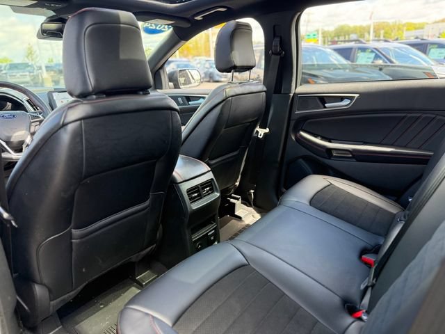 Used 2024 Ford Edge ST-Line AWD/4WD image 28