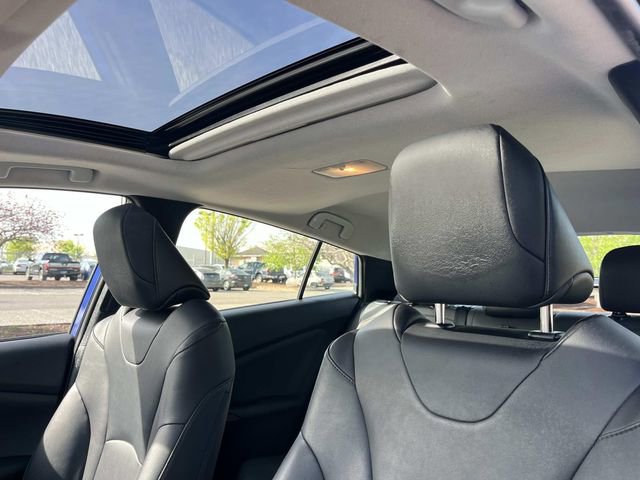 Used 2017 Toyota Prius Four image 29