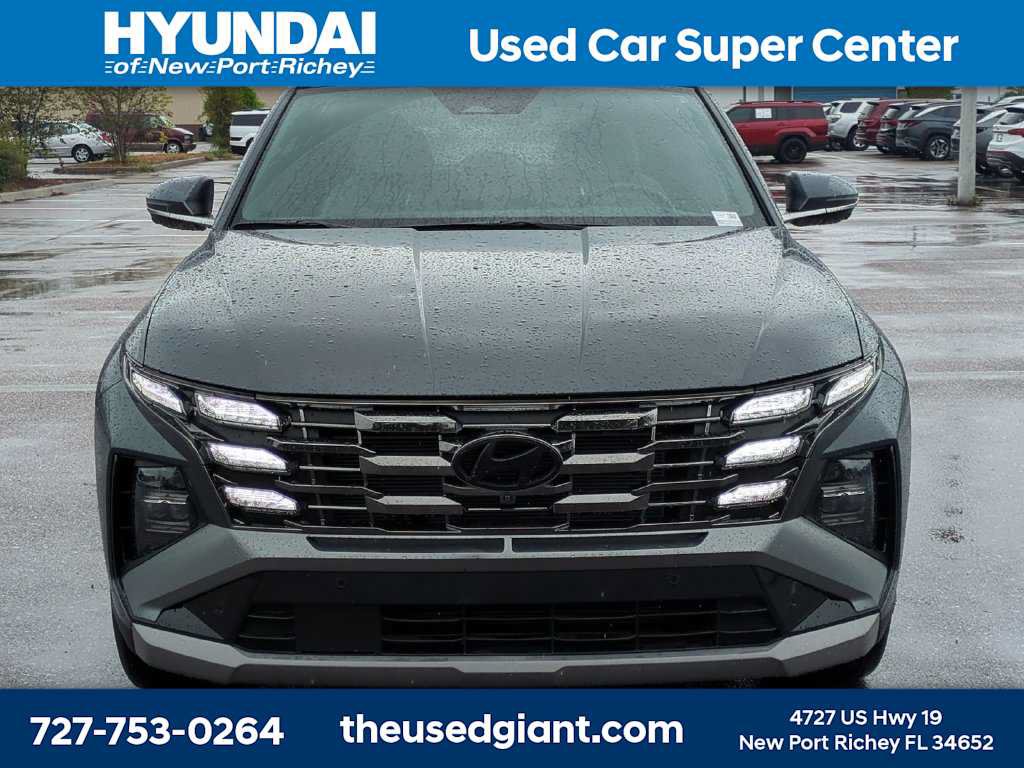 Used 2025 Hyundai Tucson Limited FWD image 8