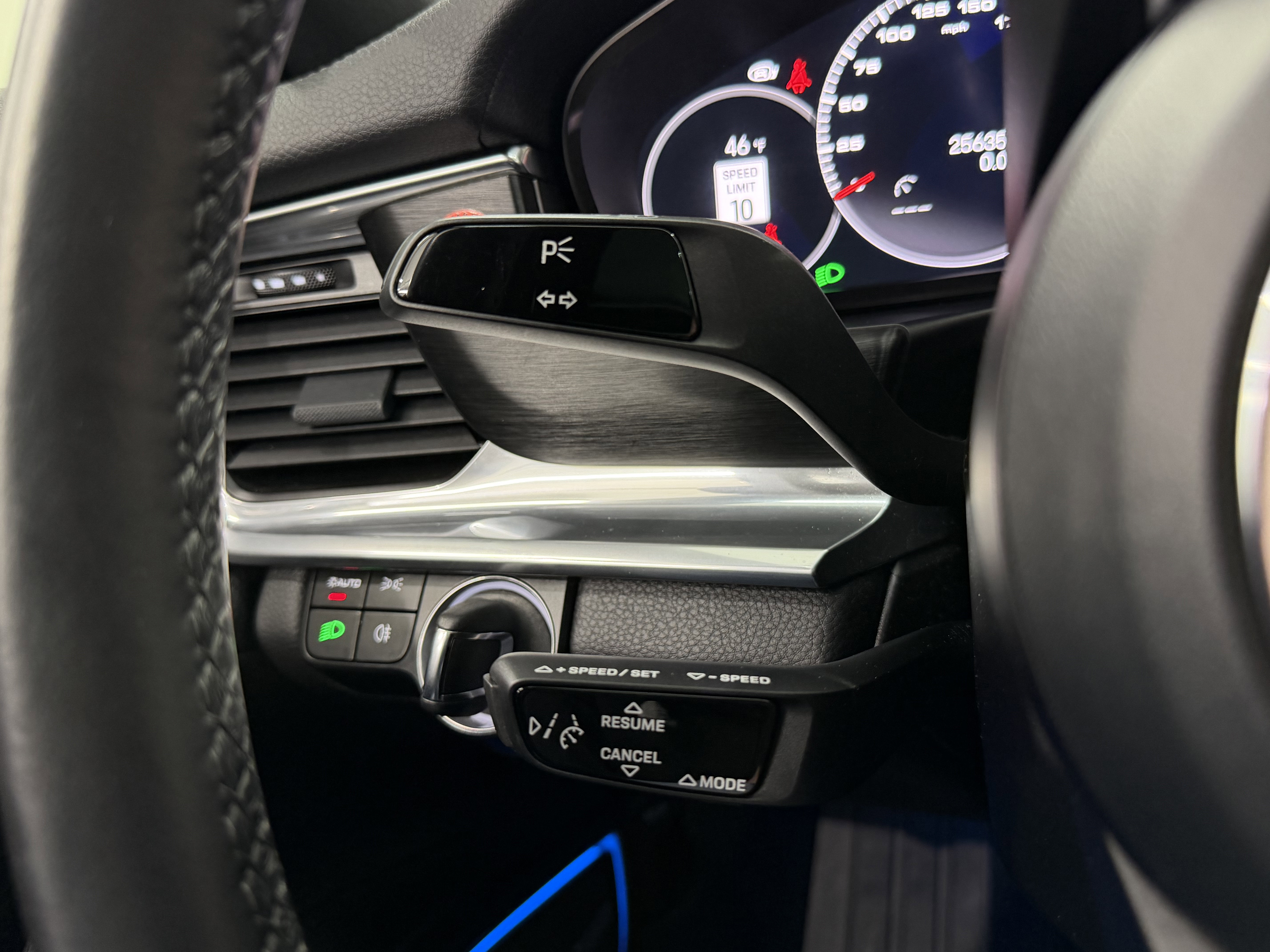 Certified 2022 Porsche Panamera 4 Platinum Edition image 48