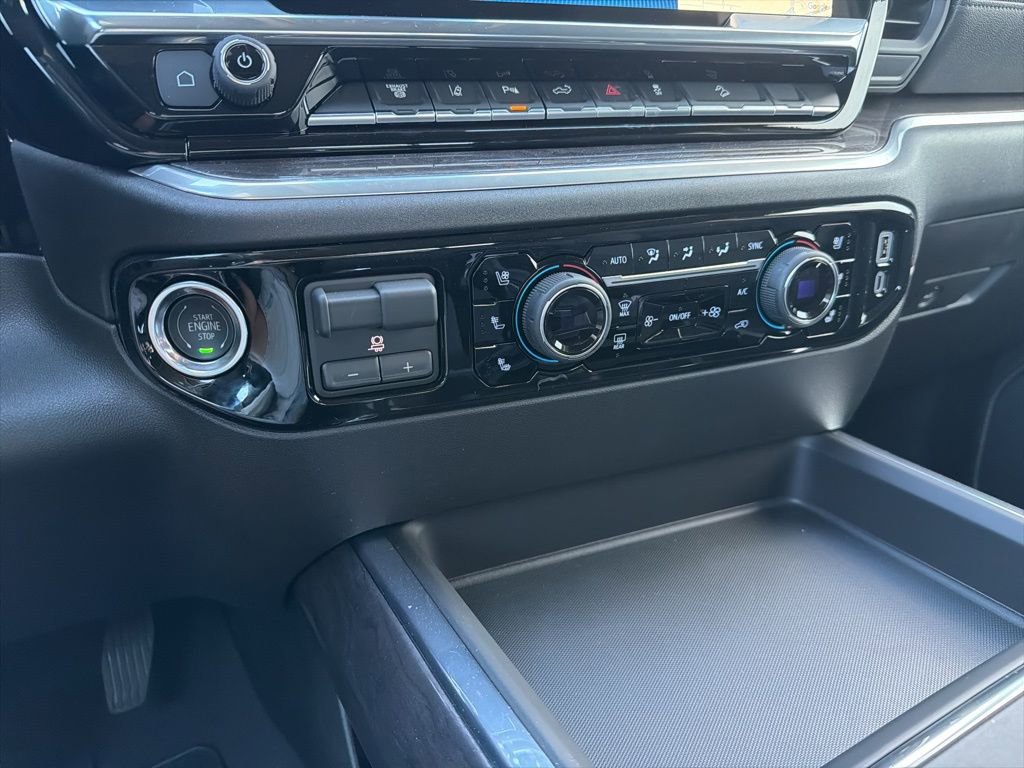 New 2026 Chevrolet Silverado 2500 LTZ w/ LTZ Convenience Package AWD/4WD image 19
