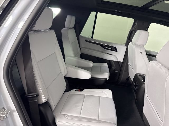 New 2026 Chevrolet Tahoe Premier w/ Sun And Tow Package AWD/4WD image 23