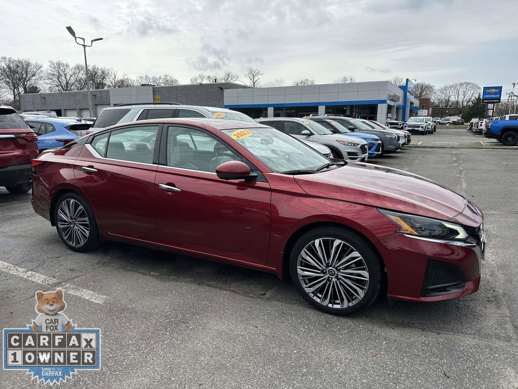 Used 2023 Nissan Altima 2.5 SL image 3