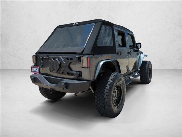 Used 2018 Jeep Wrangler Unlimited Rubicon w/ Connectivity Group AWD/4WD image 5