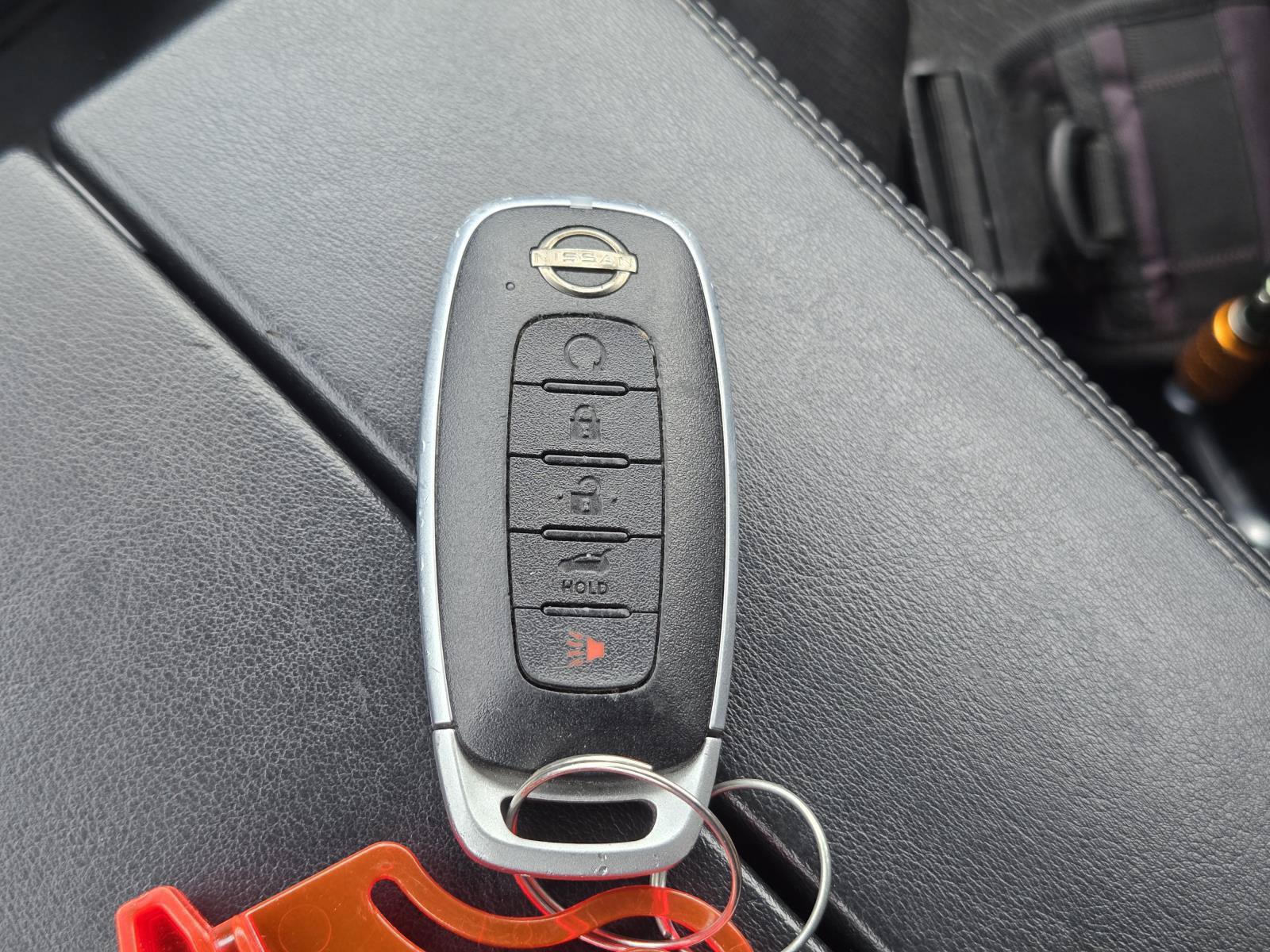 Used 2024 Nissan Rogue SV FWD image 29