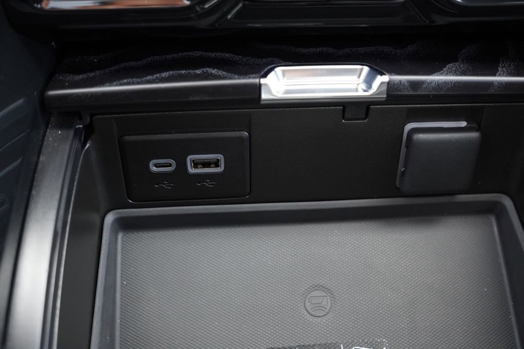 Certified 2023 GMC Yukon Denali image 35