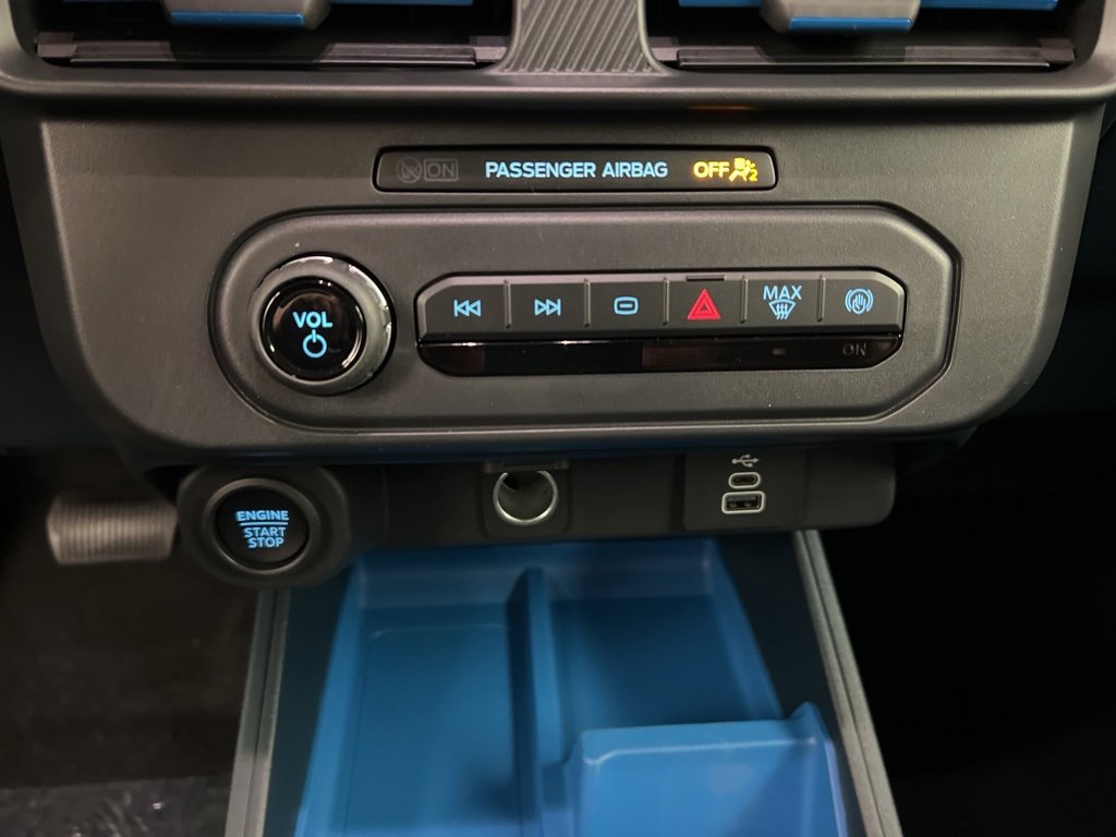 New 2025 Ford Maverick XLT w/ XLT Luxury Package image 14