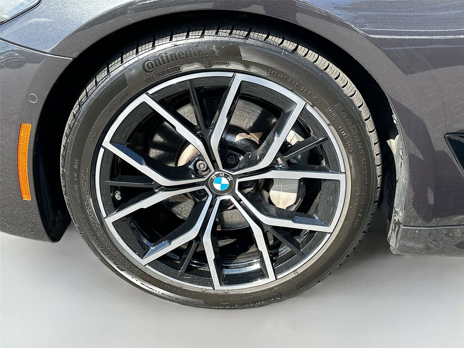 Used 2023 BMW 530i xDrive w/ M Sport Package image 33