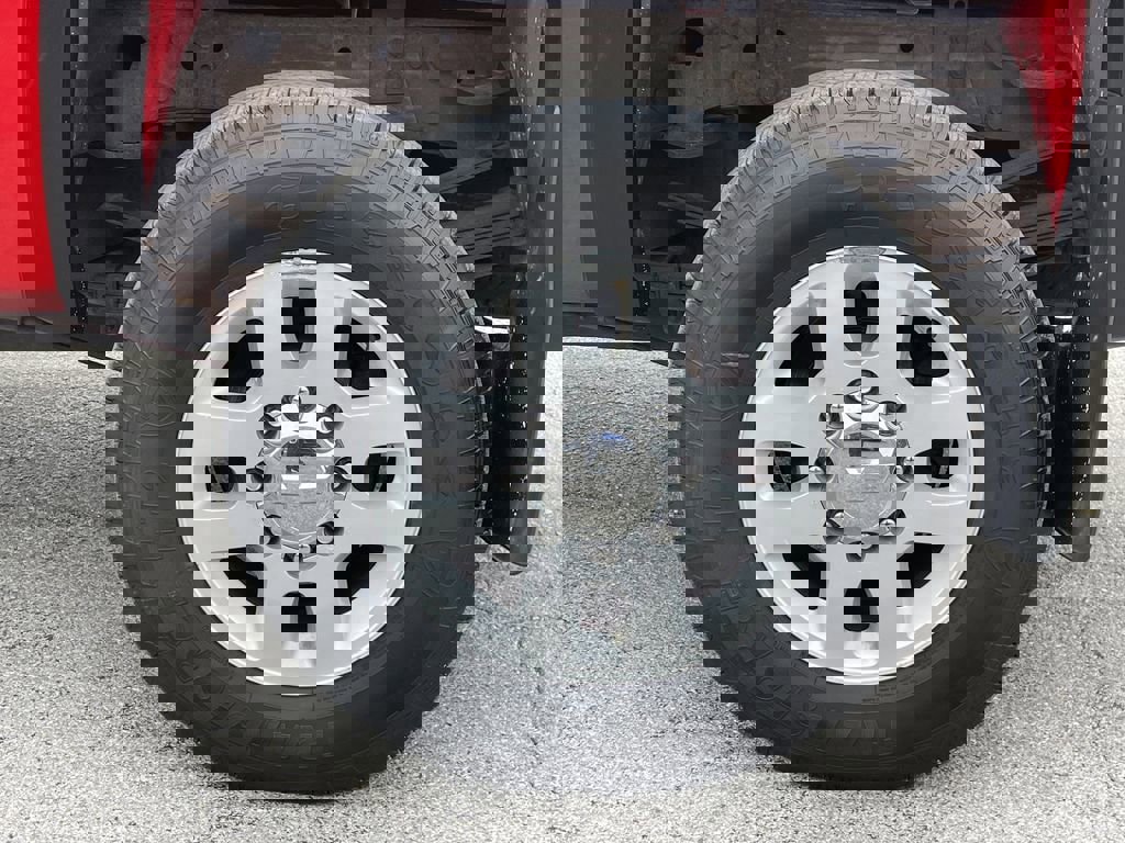 Used 2011 Chevrolet Silverado 3500 LT image 31