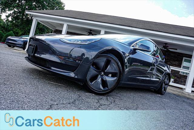 Used 2019 Tesla Model 3 Mid Range RWD image 3