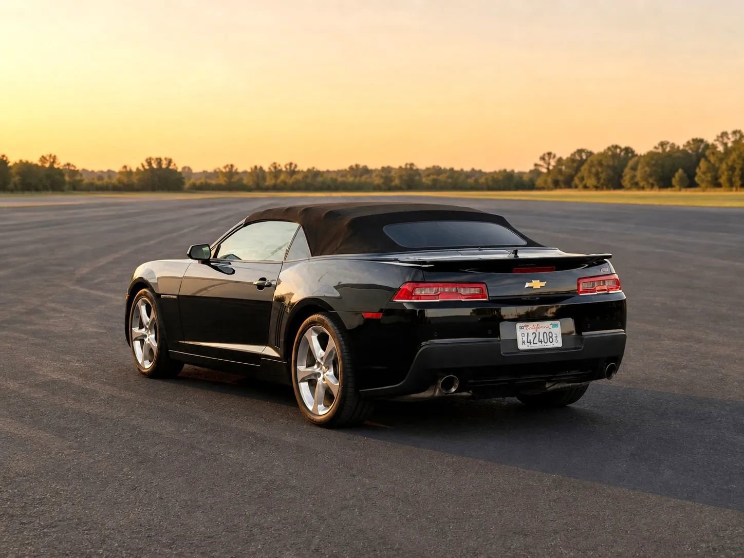 Used 2015 Chevrolet Camaro LT w/ RS Package RWD image 19