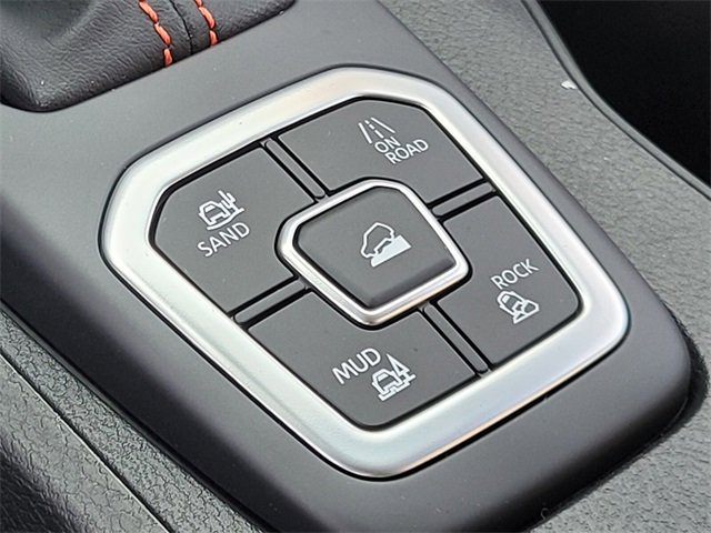 New 2026 Nissan Frontier PRO-4X image 18