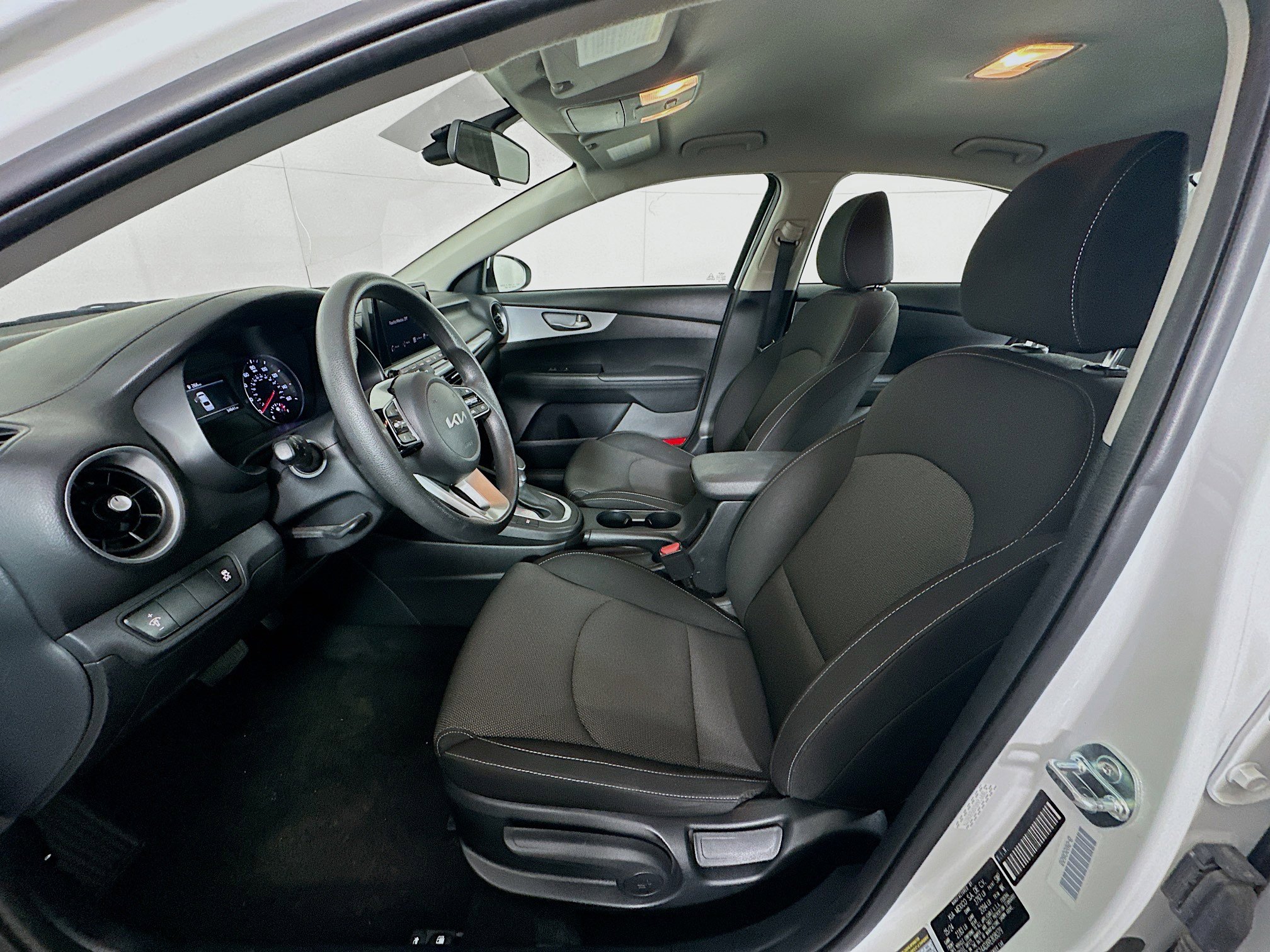 Used 2024 Kia Forte LXS image 13